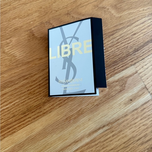 Yves Saint Laurent Libre perfume sample - Picture 2 of 3